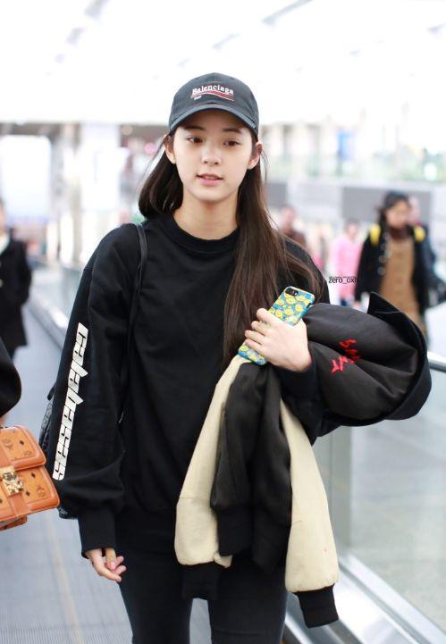 女士时尚帽子最新款